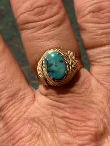 WOMEN 18 KT YELLOW GOLD TURQUOISE RING