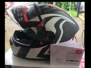 Motorcycle Helmet (new) Size XL 61-2 cm