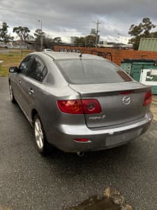 2004 mazda3 with current ACT roadworthy certificate 