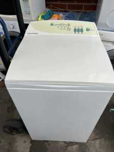 ! good working 5.5 kg fisher paykel top washing machine