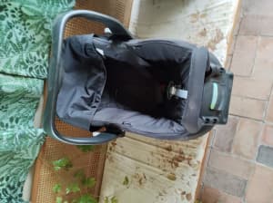 Steelcraft baby capsule for car