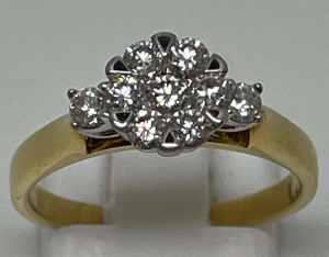 18CT Y/GOLD AND DIAMOND RING - 376307