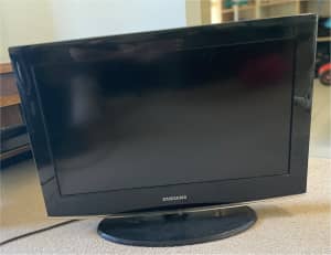 26inch Samsung LCD TV - LA26B450C4D