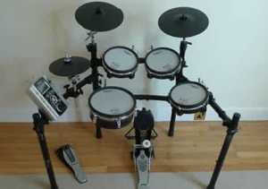 ROLAND TD-9 Electronic V-Drums Drum Kit + freebies