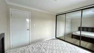 One room for flatshare @ Rouse hill
