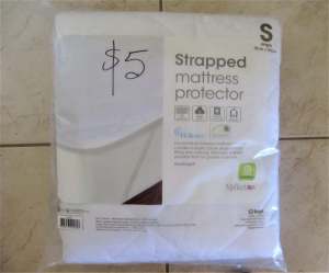 Mattress protector single New $5. Sleeping bag lightweight used $5