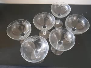 6 Hollow stem champagne glasses great wedding.