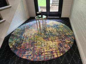 Unique Loom US $848 XLround Spectrum multicolour/rainbow rug,245cm,VGC