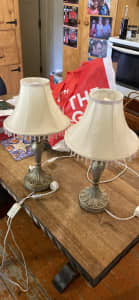 2x bed lamps