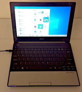 Cheap Small Windows 10 Laptop (Acer Aspire One)