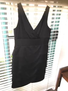 Review black cocktail dress - size 14