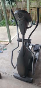 Spirit fitness elliptical cross trainer machine