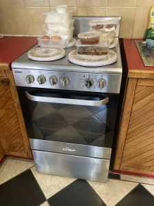 Free Chef freestanding electric cooker