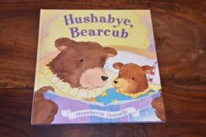 HUSHABYE BEARCUB by Strawberrie Donnelly - Story Book - EUC