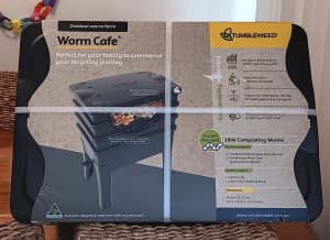 New Worm Farm/Cafe