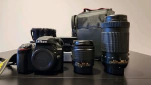 Nikon D3300 bundle 2 lenses 18-55mm 3.5-5.6G & 70-300mm 4.5-6.3G 