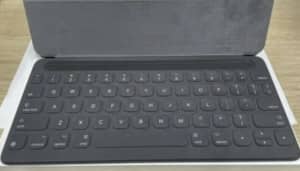 APPLE IPad Smart Keyboard ⌨️ 🍎