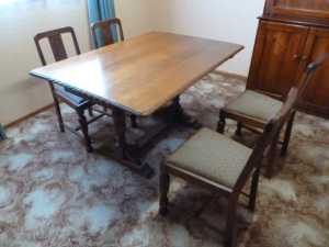 Dinning Table and Four Matching Chairs