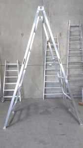 3m to 3.3m new trestle ladder aluminium scaffold Melbourne