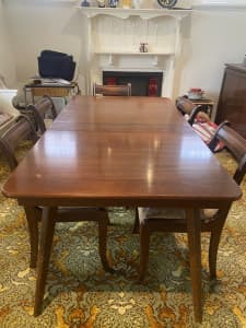 Vintage retro extendable wood dining table