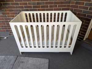 Mocka Wooden Baby cot