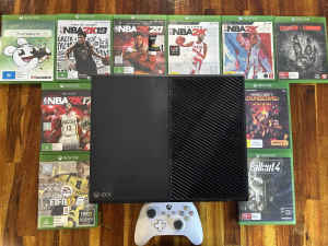 Xbox One Console (781GB) and Assorted Games