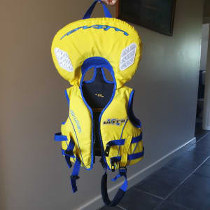 Top Quality kids life jacket for 4-6 y/o (15-25kgs)