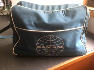 Collectable 1970s Pan Am travel bag