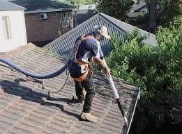 Professional gutter cleaning services