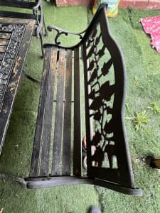 Vintage 5 piece outdoor seating set made of cast iron and wood