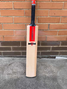 Genuine Gray Nicolls Double Scoop Retro Cricket Bat - One Available