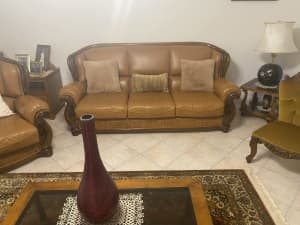 Leather antique look lounge suite