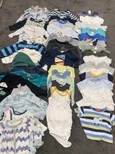 Baby boy clothes size 00
