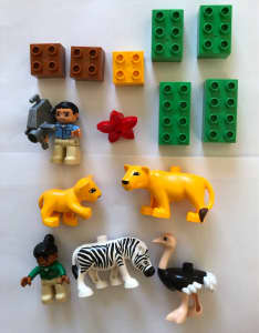 Lego Duplo Rare Zoo bus with animals.