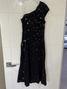 Black Covers dress size 8