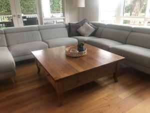 Timber coffee table with 2 drawers