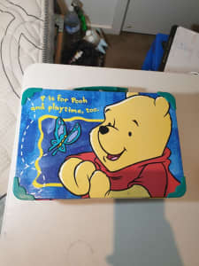 Vintage Winnie The Pooh Metal Lunch Box Tin Carry Case