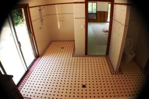 TILER- Wall and Floor Tiler- water proofing- Luxury Homes Gold Coast