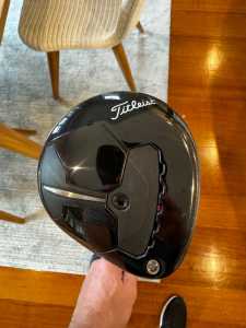Titleist TSR3 3WD with Project X HZRDUS silver shaft - right handed
