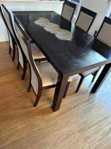 FREE Dining table and 6 chairs