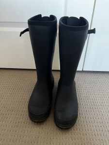 Merry People Women’s Boots size 38