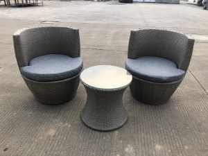 Aluminium 3 Piece Outdoor Wicker Chairs and coffe table(Demo)