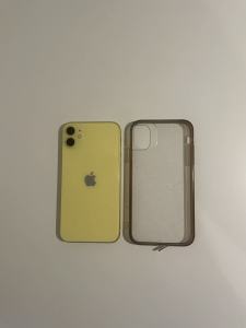 iphone 11 almost perfect condition yellow.