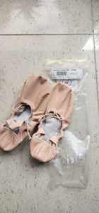 Girl Bloch ballet shoes. Size 1c