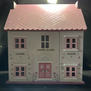 Big Pink Barbie Brats Doll Toy House