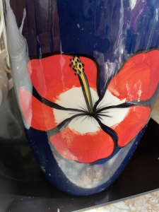 Vase blue $8 🌷🌷🌷🌷🌷🌷