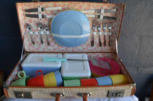 Vintage Retro Picnic Set in Case from Stewart Ware South Australia