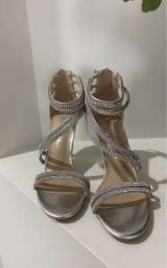 WILDFIRE Impress Silver formal heels