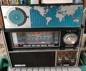 Vintage working radio