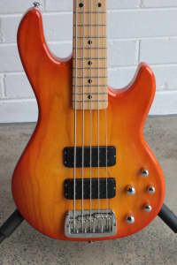 G&L Tribute M-2500 Electric Bass Guitar in Honeyburst in Case - Used